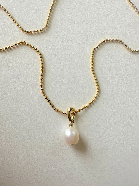 Golden Girl & Pearl