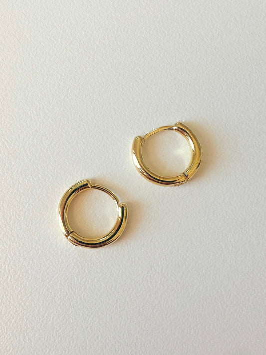 Small gold huggie