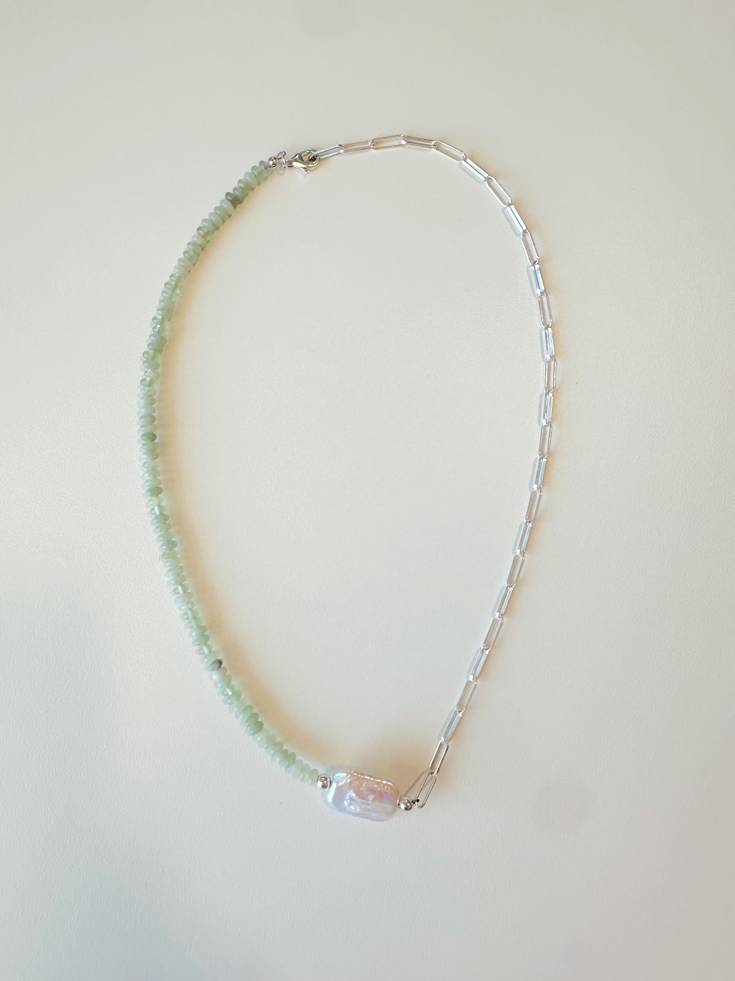 Blue/green bead chain pearl