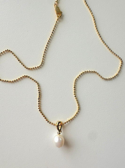 Golden Girl & Pearl